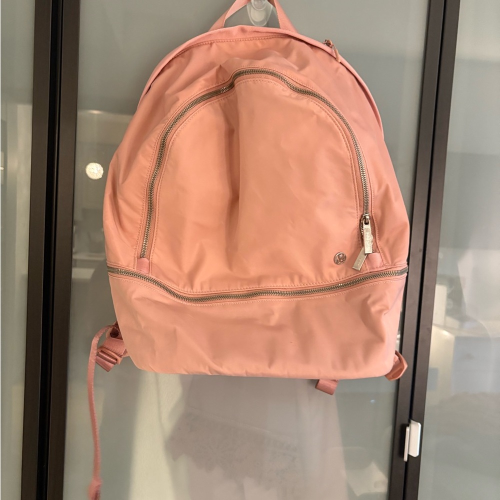 City Adventurer Backpack 20L